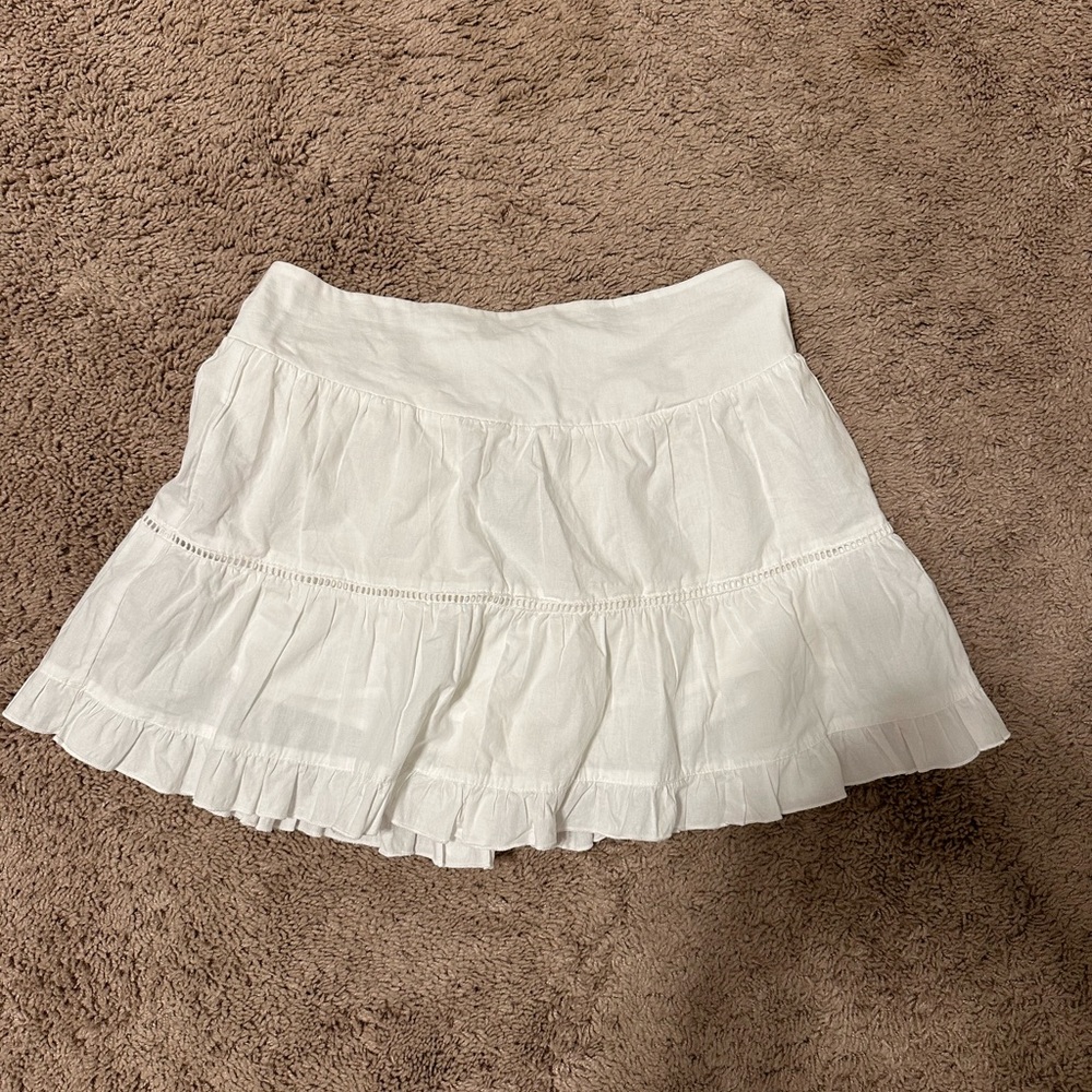 Day + Moon white skort